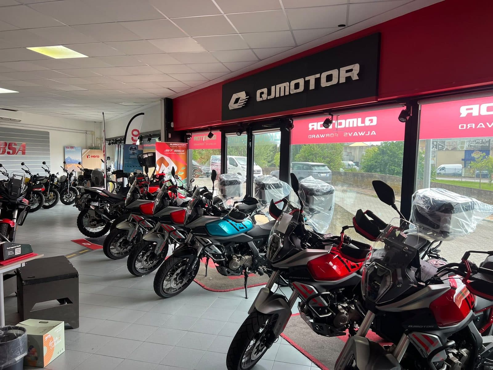 Lo showroom Fuorigiri di Arezzo